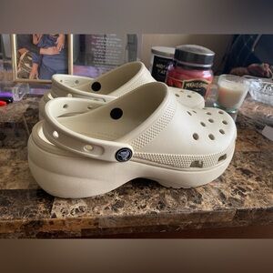 Cream/Tan/Beige Crocs Classical Women’s clogs